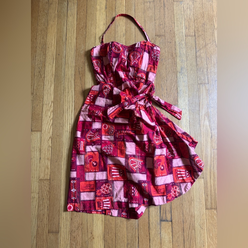 50s Vintage Kamehameha Red Cotton Sarong Wrap Dress - Picture 5 of 11